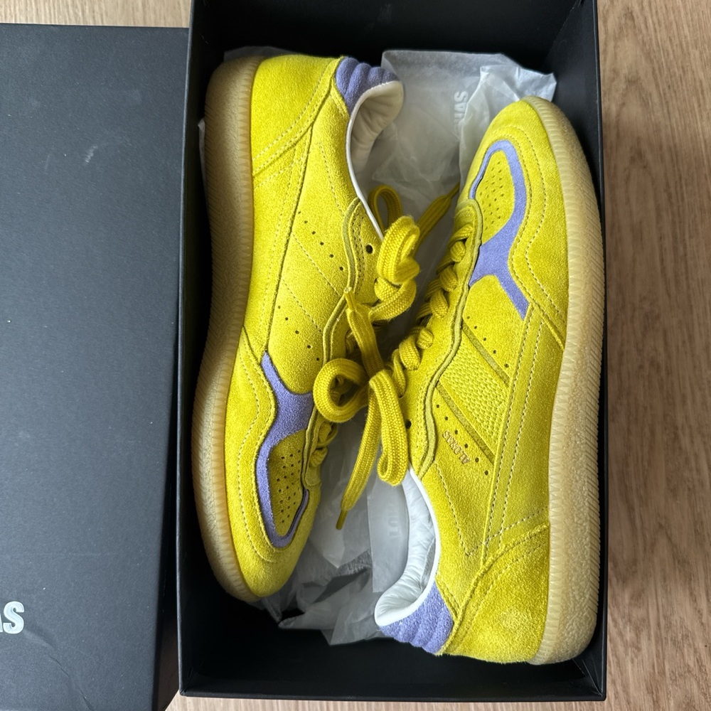 ALOHAS Yellow and Purple Low-Top Sneakers
